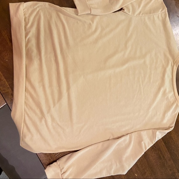 YSL Light Sweater 💋 - Picture 6 of 6